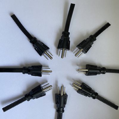 Máquina de fabricação de enchufes eléctricos de 55 toneladas Máquina de moldagem por injecção tipo C