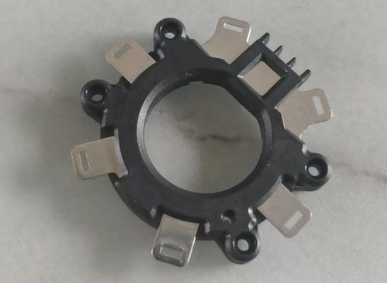 Máquina de fabricação de retentor de contato de chifre Máquina de moldagem por injecção de mesa rotativa vertical