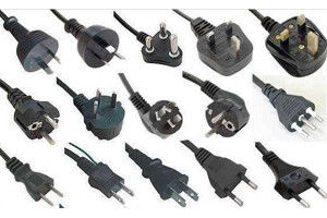 Máquina de fabricação de cordões de potência de 35 toneladas Máquina de moldagem por injecção vertical