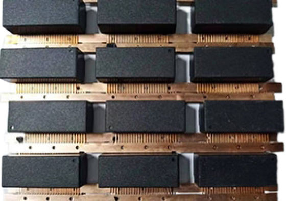 Máquina de moldagem por injecção vertical de bakelita de 55 toneladas com materiais termo-resistentes