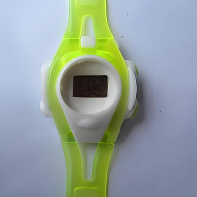 Máquina de moldagem por injecção vertical de duas cores fácil de operar para fazer relógios