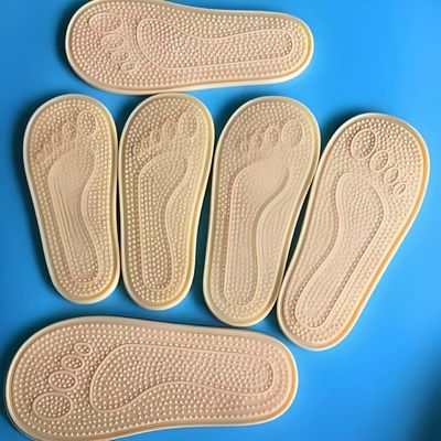 Máquina de moldagem por injecção vertical de alta eficiência para fabricação de sapatos