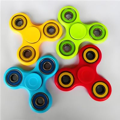 Máquina de moldagem por injecção vertical de duas cores de 120 toneladas para fabricação de giroscópios