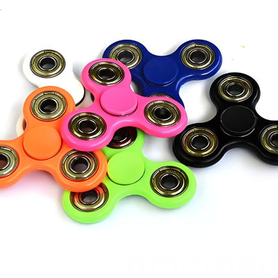 Máquina de moldagem por injecção vertical de duas cores de 120 toneladas para fabricação de giroscópios