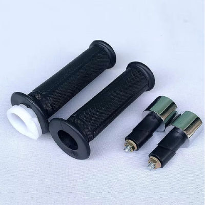 Máquina de moldagem por injecção vertical para fabricação de manobras de motocicletas