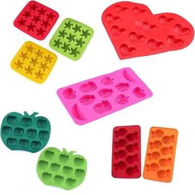 Máquina de moldagem por injecção vertical de mesa rotativa de 120 toneladas para fabricação de bandejas de gelo de silicone